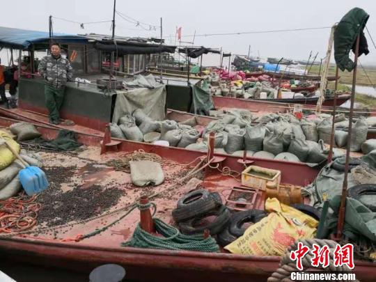 xxxnk爻賶賰賶卮：引领未来游戏新风潮的全景解析